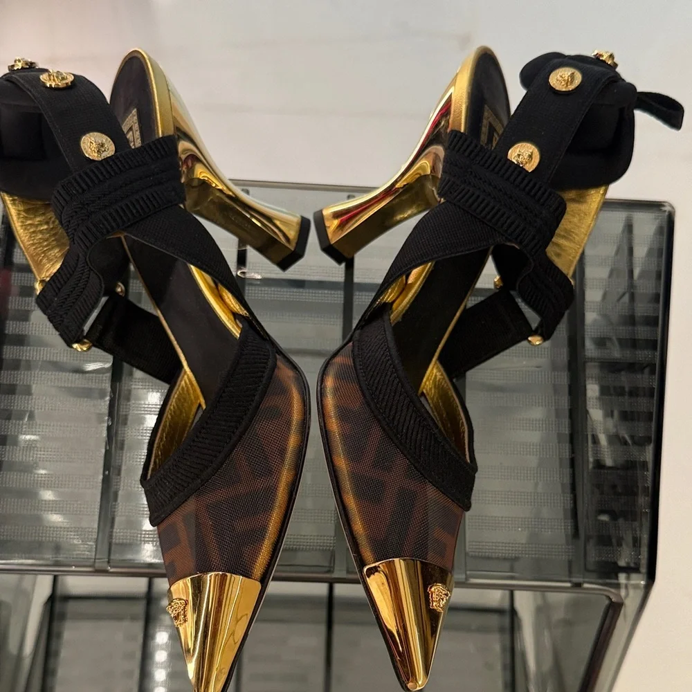 Fendi Chic Black and Gold Women's Heels